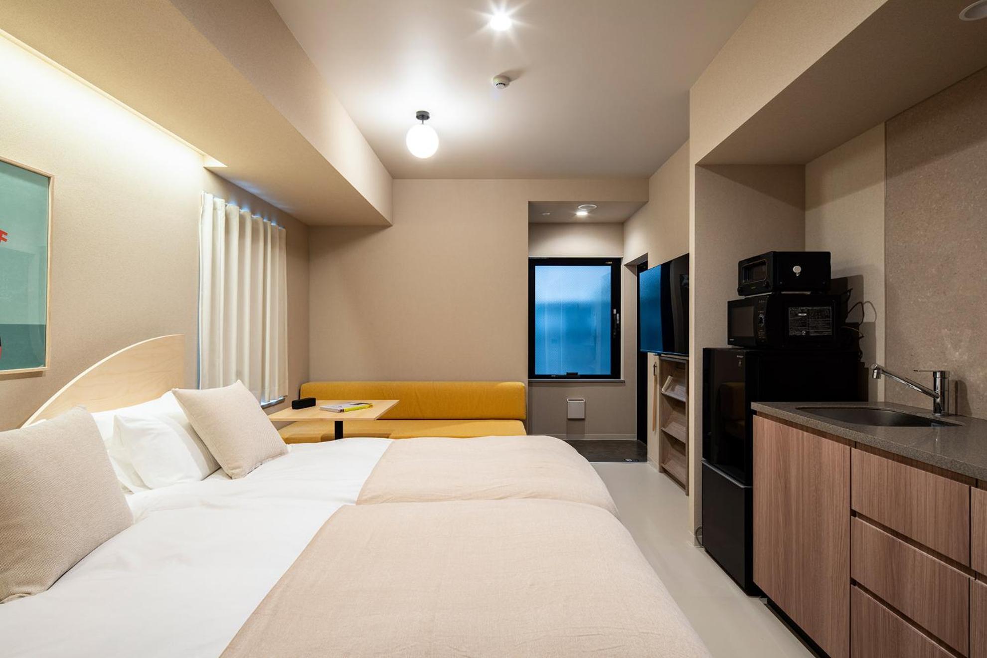 Deluxe Studio Apartment - Ground Floor